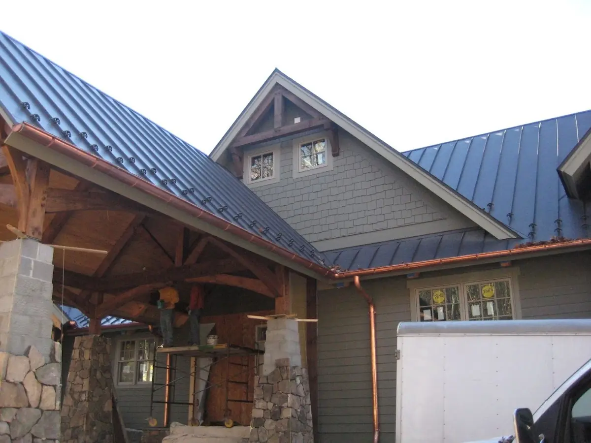 Craftsman Roofing team delivering quality roofing work in South Valley